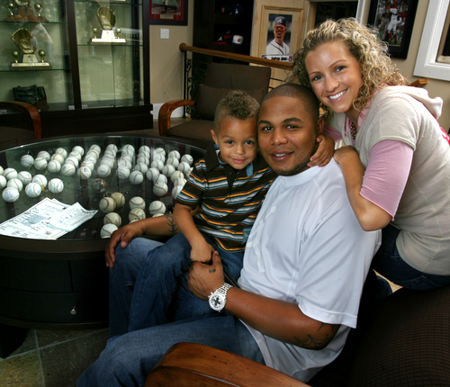 Andruw Jones on X: Great night celebrating with Family and